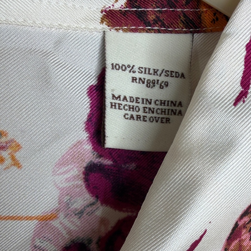 Perry Ellis 100% Silk White Blouse with Purple and Orange Floral Print Size 6 - Picture 3 of 9